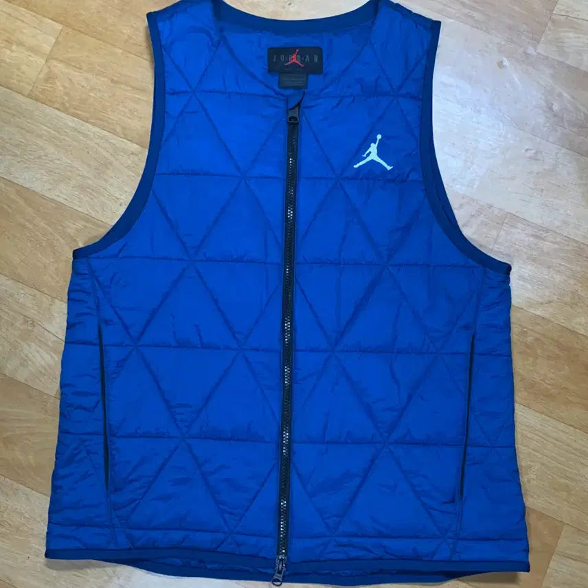 [BUNJANG] Nike Jordan Quilted Zip-Up Vest (Size L) / NIKE 나이키 조던 스포츠 퀼티드 집업 베스트(L 사이즈) 유니색스
