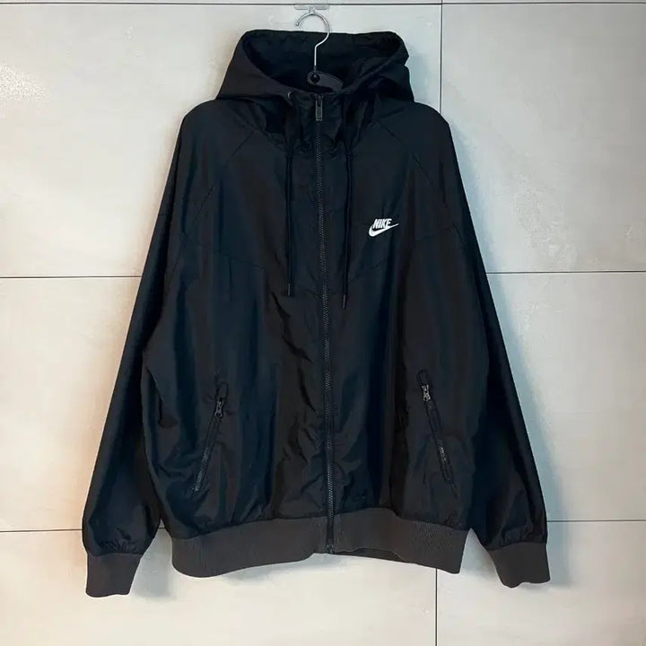 [SOLD OUT] [XL/105] 나이키 윈드러너 후드 바람막이 블랙