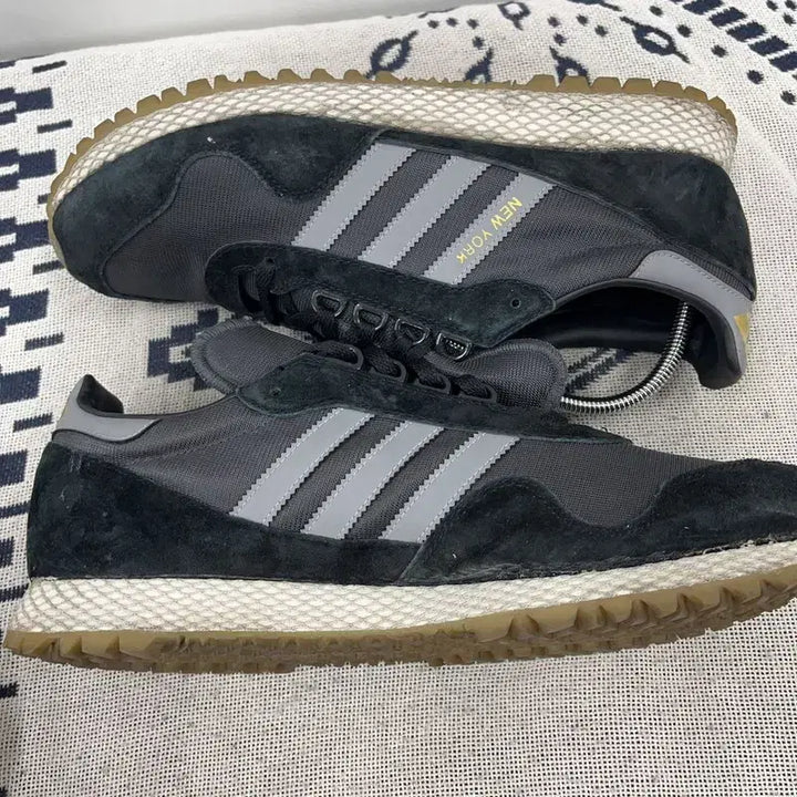 [BUNJANG] Adidas New York Sneakers Shoes 290 / 아디다스 뉴욕 스니커즈 운동화 290 E02660