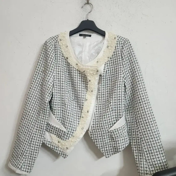 [BUNJANG] Tweed Pearl Point Crop Jacket / 트위드 진주 포인트 크롭 자켓