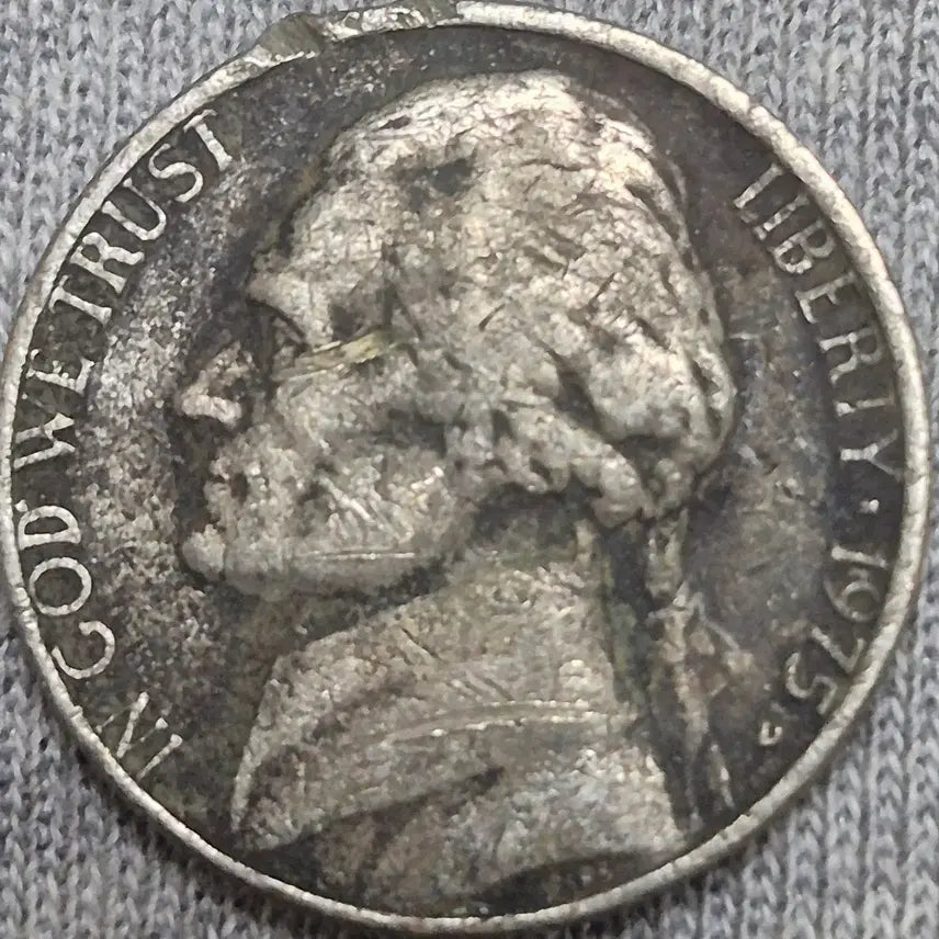 [BUNJANG] 1975 US 5 Cent Nickel Coin / 1975년D미국 5센트 주화 니켈화 검은색 톤. 압인. 주조에러