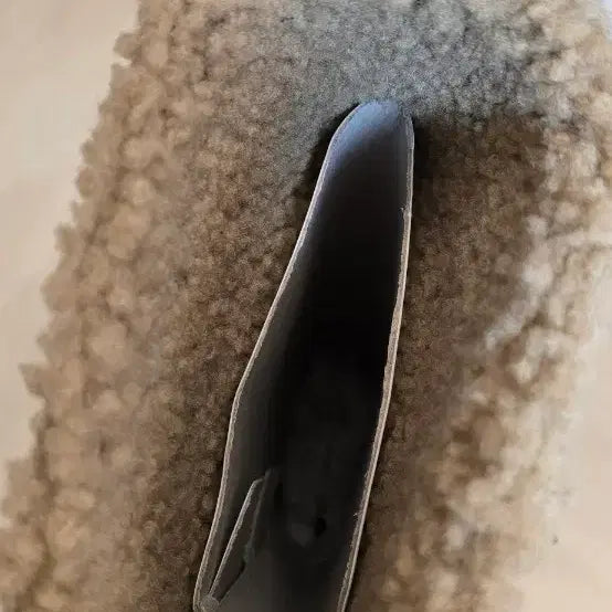 [BUNJANG] UGG Wedge Heel Long Boots 240 / 어그 롱부츠 웨지 힐 240 볼 없는분 추천드립니다