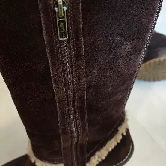 [BUNJANG] UGG Wedge Heel Long Boots 240 / 어그 롱부츠 웨지 힐 240 볼 없는분 추천드립니다