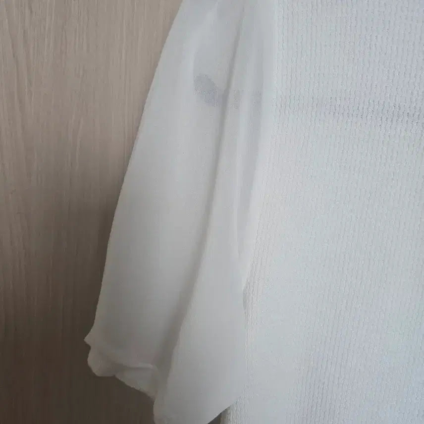 [BUNJANG] White Sheer Puff Sleeve Blouse / 화이트 시스루 퍼프 반팔 블라우스