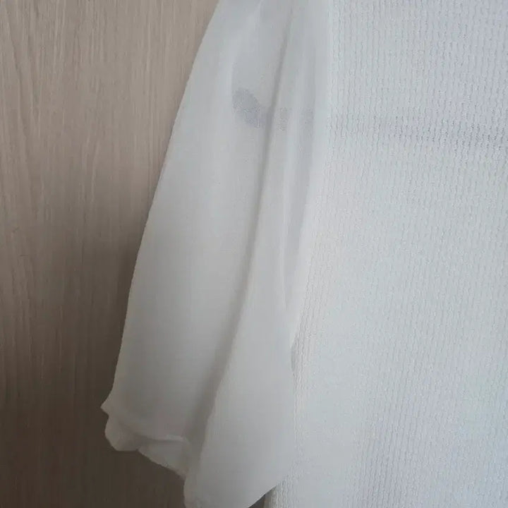 [BUNJANG] White Sheer Puff Sleeve Blouse / 화이트 시스루 퍼프 반팔 블라우스