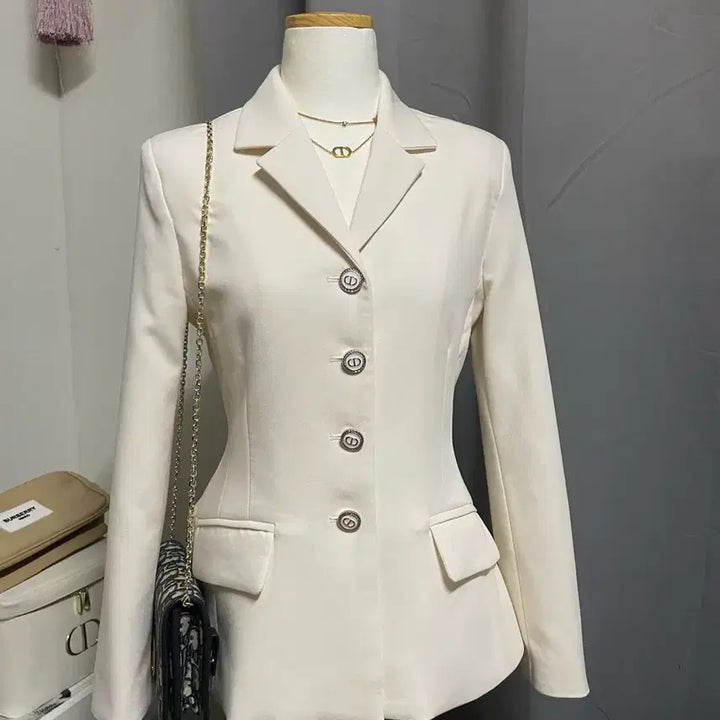 [BUNJANG] Tailored Ivory Princess Line Jacket / 새제품)허리잘록 테일러드 자켓 프린세스 라인 자켓 김연아 자켓 하객룩