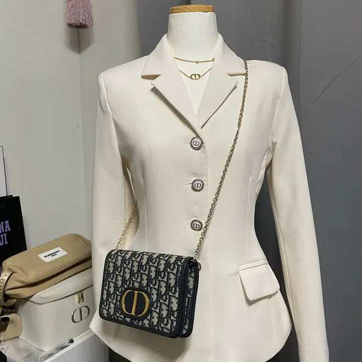 [BUNJANG] Tailored Ivory Princess Line Jacket / 새제품)허리잘록 테일러드 자켓 프린세스 라인 자켓 김연아 자켓 하객룩