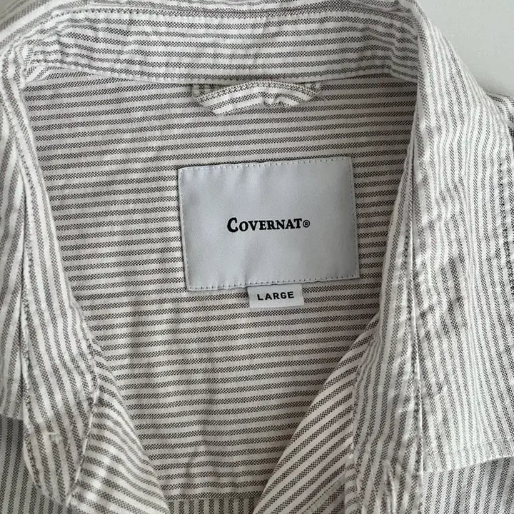[BUNJANG] Covernat Striped Oxford Shirt - Beige / L) 커버낫 스트라이프 셔츠 베이지