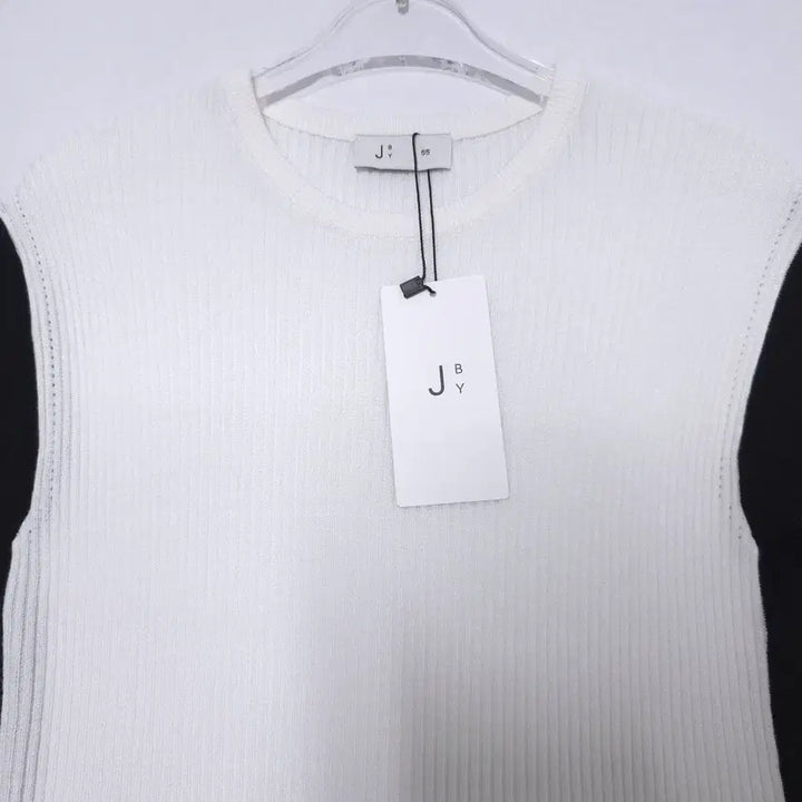 [BUNJANG] J By 2023 Ribbed Knit Vest 55 / 제이바이 2023 새상품 여성 골지 니트 조끼 55