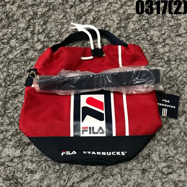 [SOLD OUT] 휠라 스타벅스 콜라보 런치백 미사용
