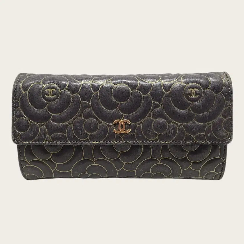 [BUNJANG] Chanel CC Logo Camellia Flap Wallet / 샤넬 블랙 램스킨 CC로고 까멜리아 플랩 장지갑