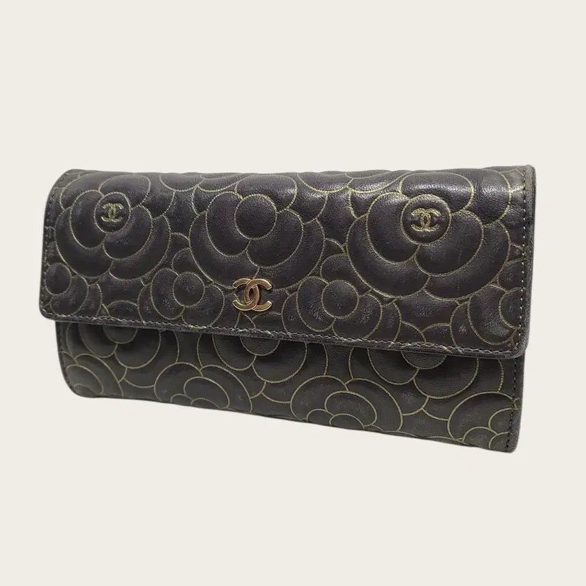 [BUNJANG] Chanel CC Logo Camellia Flap Wallet / 샤넬 블랙 램스킨 CC로고 까멜리아 플랩 장지갑