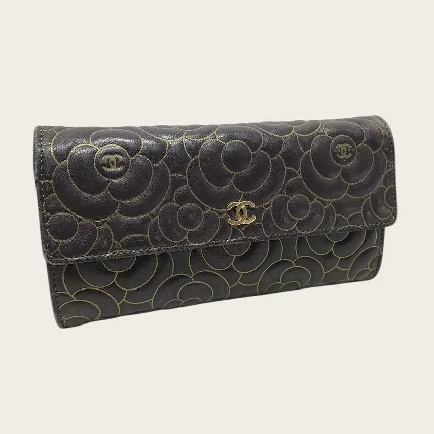 [BUNJANG] Chanel CC Logo Camellia Flap Wallet / 샤넬 블랙 램스킨 CC로고 까멜리아 플랩 장지갑