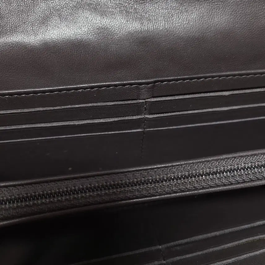 [BUNJANG] Chanel CC Logo Camellia Flap Wallet / 샤넬 블랙 램스킨 CC로고 까멜리아 플랩 장지갑