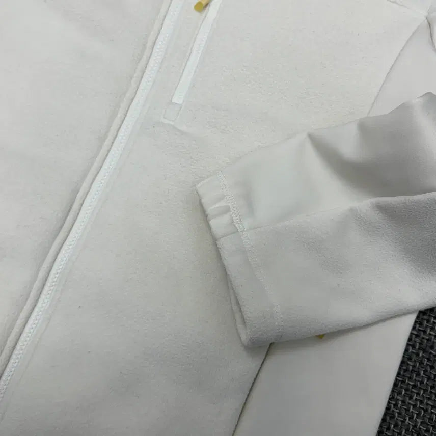 [BUNJANG] The North Face White Fleece Jacket XL / (2590) 노스페이스 화이트 후리스 XL