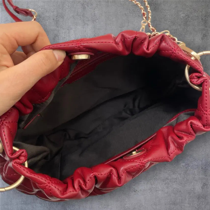 [BUNJANG] THE LOSIC Red Quilted 4-Way Multi Bag / 더로직 레드 퀄팅 4WAY 멀티백 (숄더/토트/크로스/백팩)