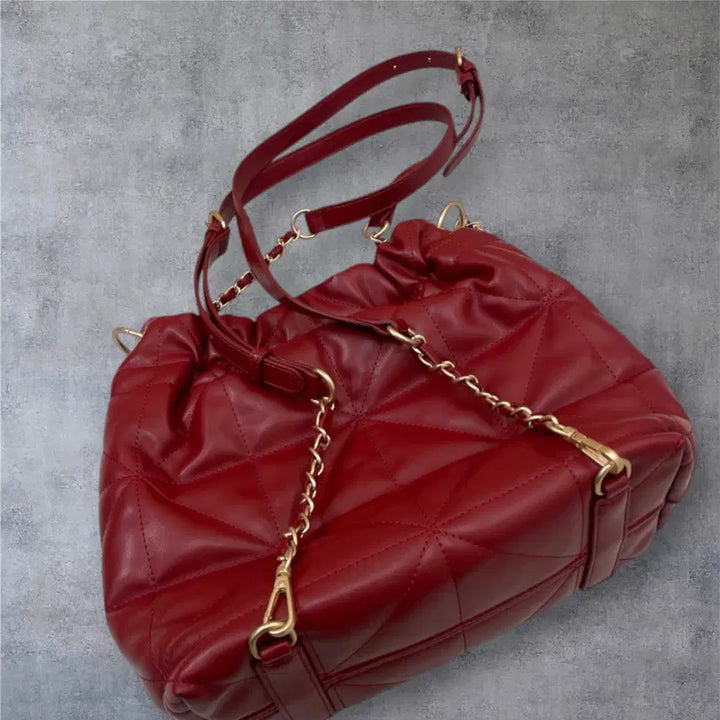 [BUNJANG] THE LOSIC Red Quilted 4-Way Multi Bag / 더로직 레드 퀄팅 4WAY 멀티백 (숄더/토트/크로스/백팩)