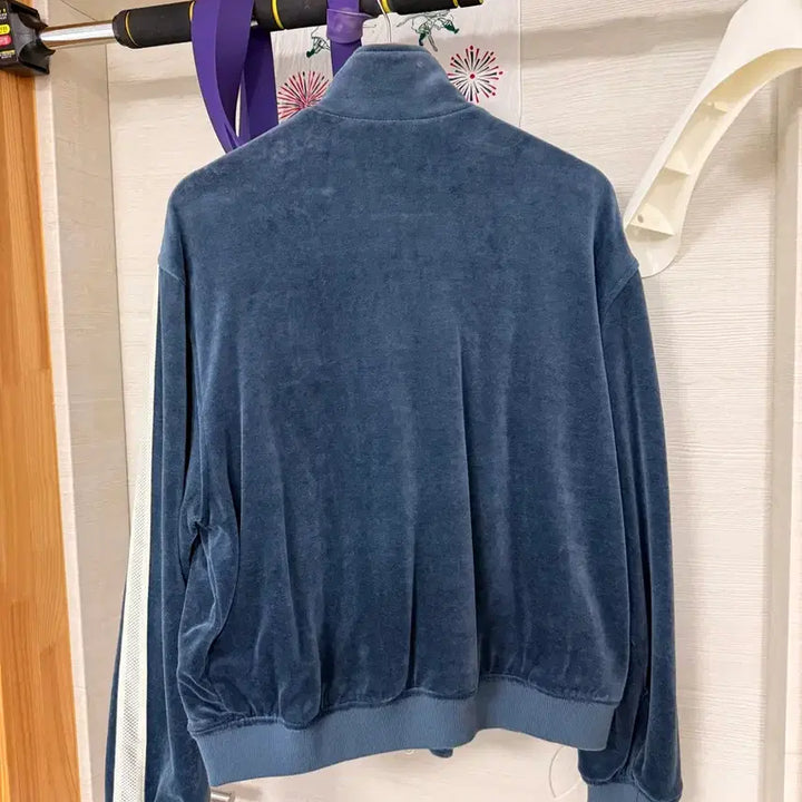[SOLD OUT] BROWNYARD 벨벳 트랙 자켓 네이비 브라운야드
