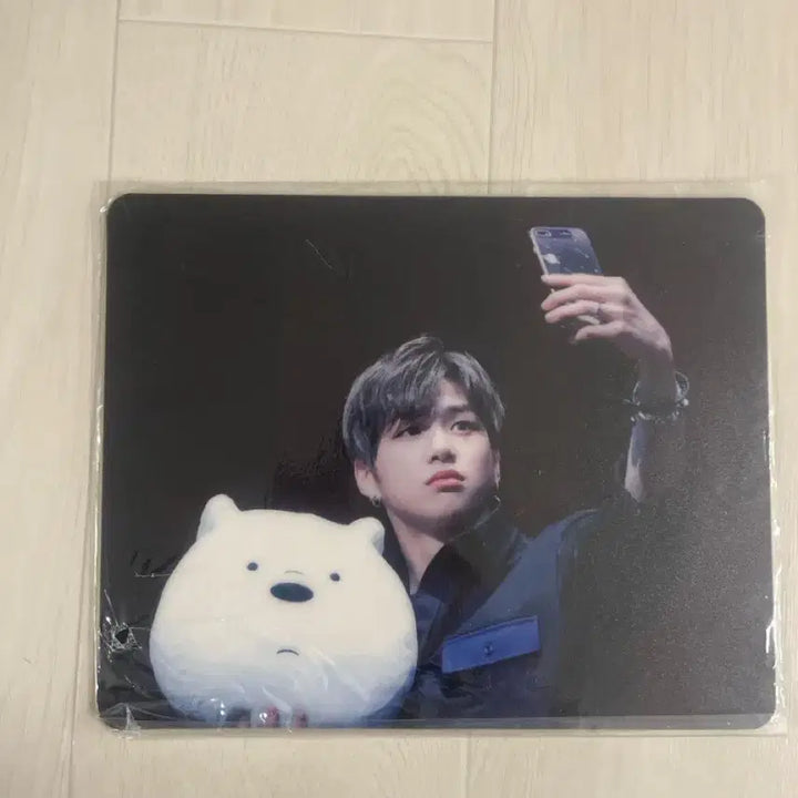 [BUNJANG] Wanna One Kang Daniel Bundle Set: Slogan, Mouse Pad, POB / 일괄!!특전들 포함)워너원 강다니엘 슬로건 마우스패드 특전