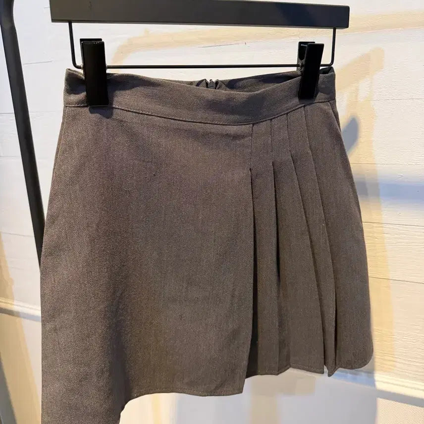 [BUNJANG] Pleated Mini Skirt / 미니 스커트