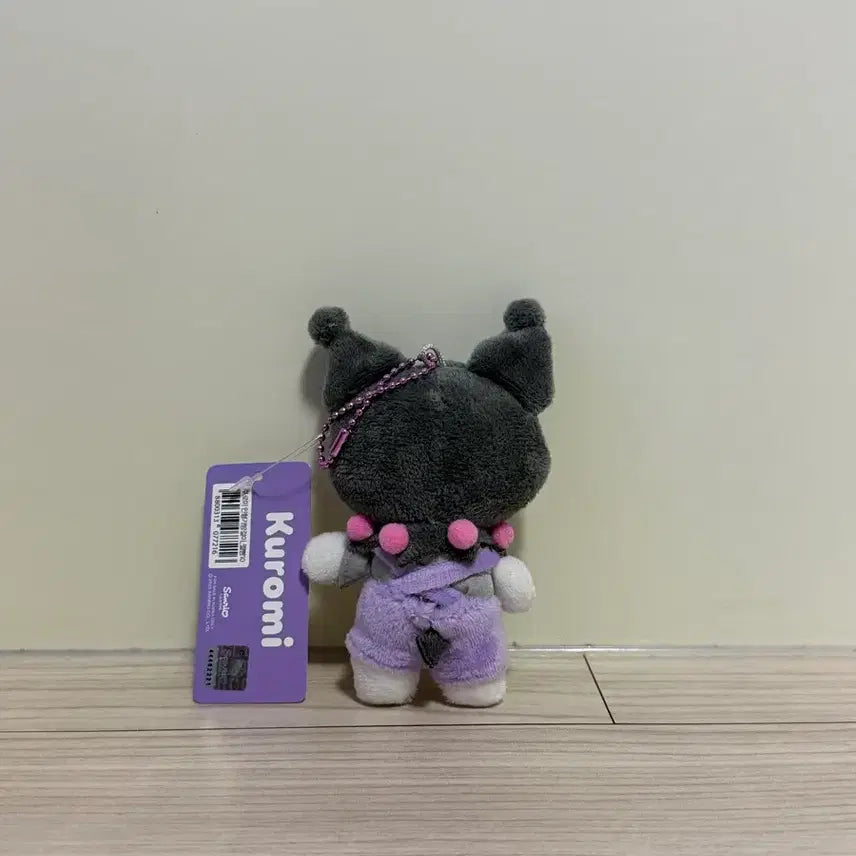 [BUNJANG] Sanrio Kuromi Overalls Plush Keychain / 산리오 쿠로미 멜빵 인형 키링