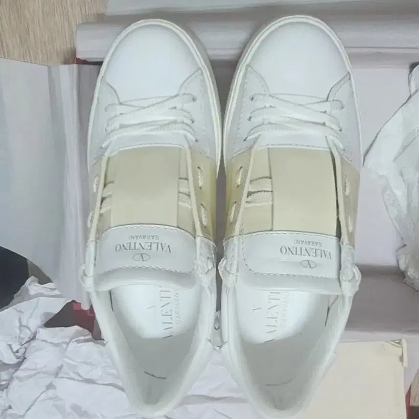 [BUNJANG] Valentino Hidden 35 Sneakers / 발렌티노 히든 정품 35 사이즈 풀박 (본인225사이즈)
