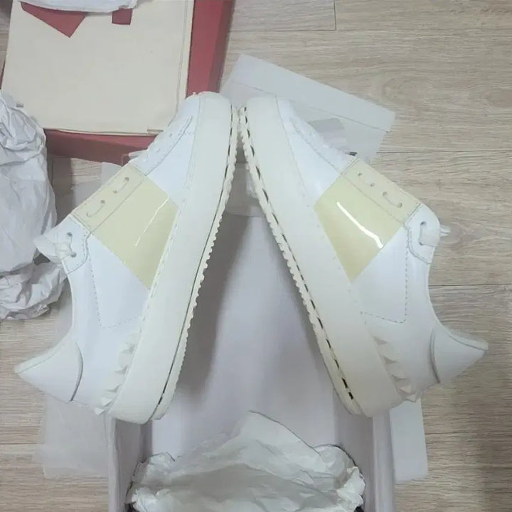 [BUNJANG] Valentino Hidden 35 Sneakers / 발렌티노 히든 정품 35 사이즈 풀박 (본인225사이즈)