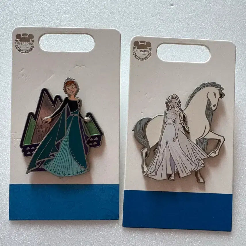 [BUNJANG] Disney Frozen Elsa Anna Pin Badge Set / 겨울왕국 엘사 안나 핀뱃지 세트