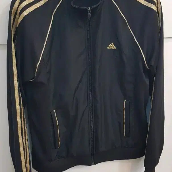 [BUNJANG] Adidas Black/Gold Track Top (Size 105) / 아디다스 블랙/골드 삼선 트랙탑105사이즈