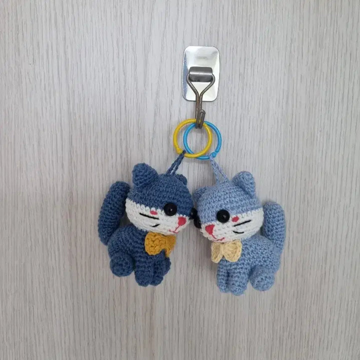 [BUNJANG] Handmade Crochet Cat Keychain Pair / 손뜨개인형 (고양이키링한쌍)