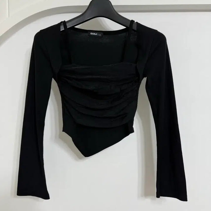 [BUNJANG] GANJI Black Wrap Crop Long Sleeve Top / GANJI 랩 블랙 크롭 긴팔티