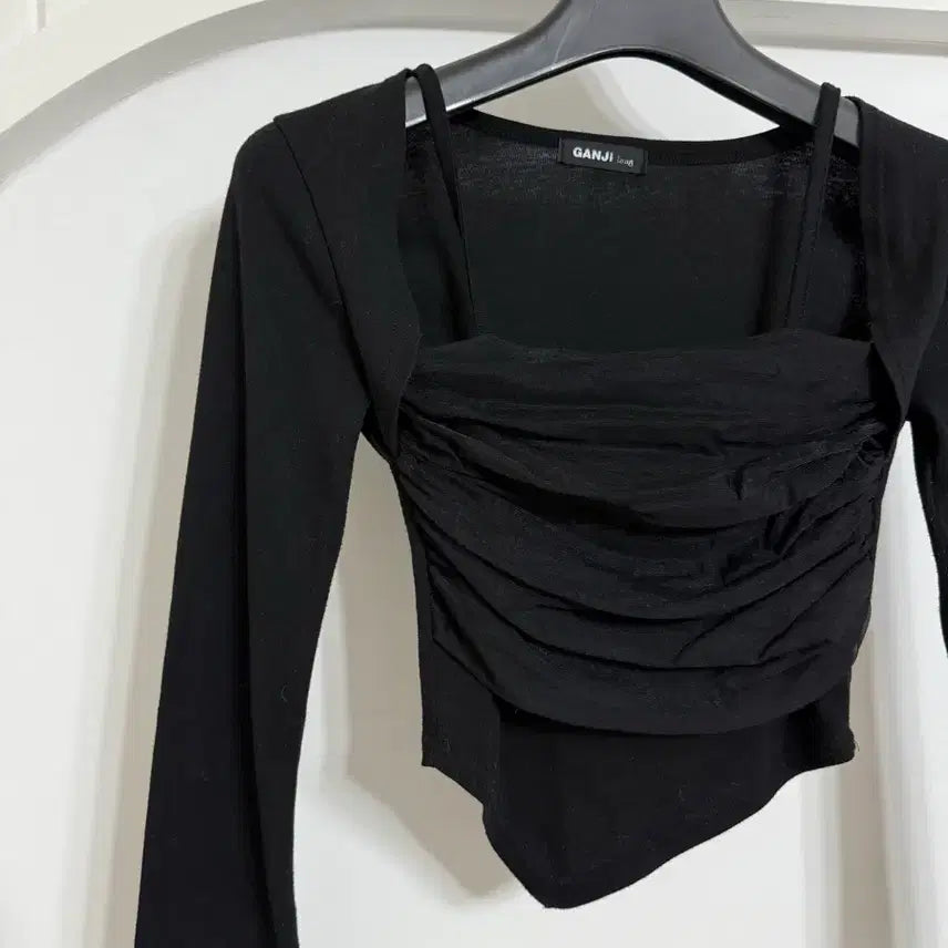 [BUNJANG] GANJI Black Wrap Crop Long Sleeve Top / GANJI 랩 블랙 크롭 긴팔티