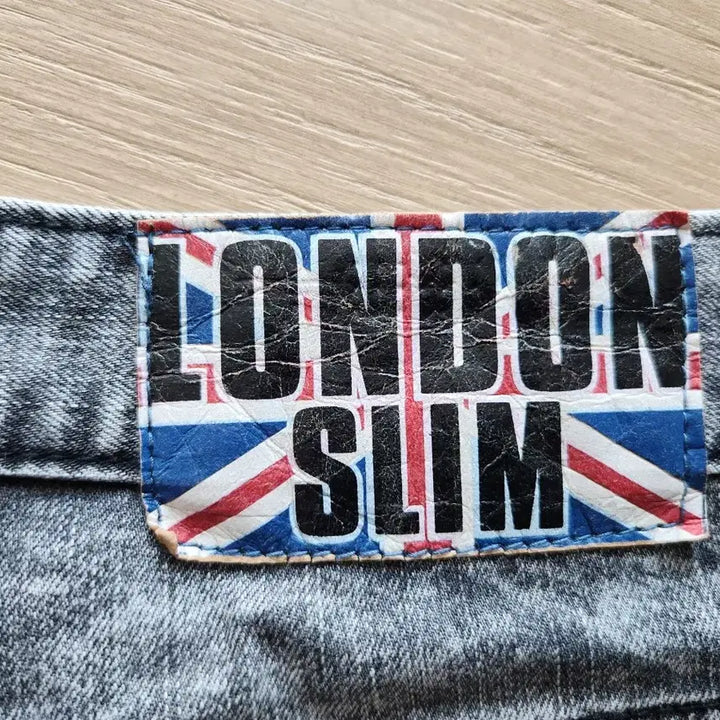 [BUNJANG] LONDON SLIM Washed Denim Jeans / LONDON SLIM 워싱 데님 30사이즈...워싱 데님 청바지 블랙진
