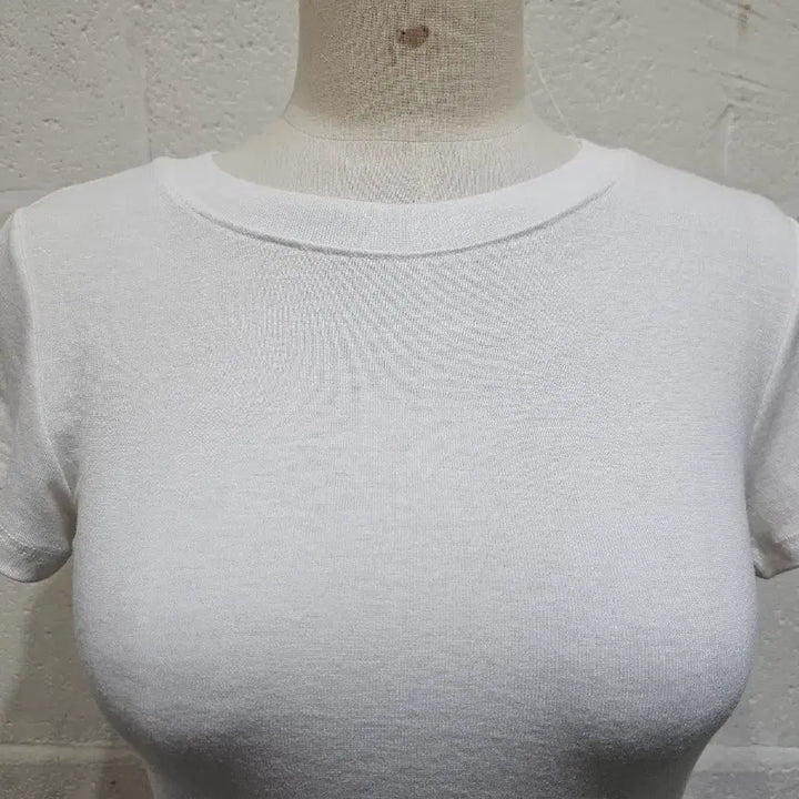 [BUNJANG] Round Neck Short Sleeve T-shirt / 부드럽고 촉감좋은 라운드 숏반팔- 화이트