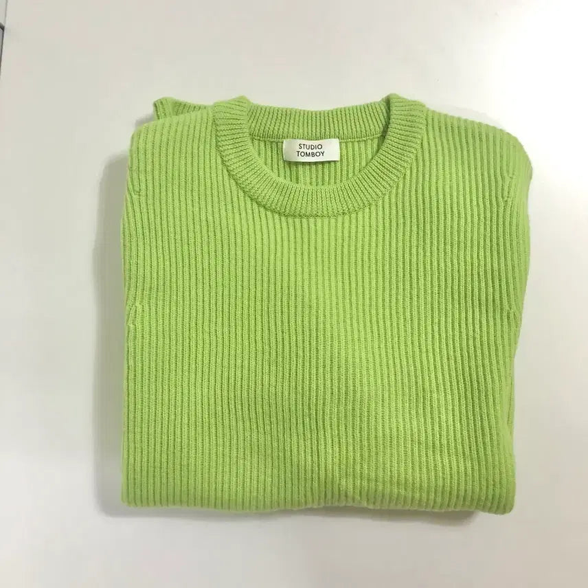 [SOLD OUT] 스튜디오 톰보이 라임색 니트