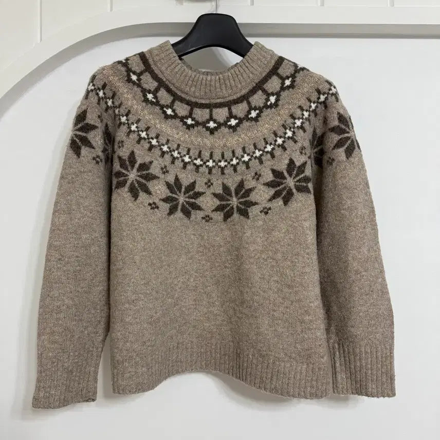[BUNJANG] Beige Pattern Knit Sweater / 베이지 패턴 니트 스웨터