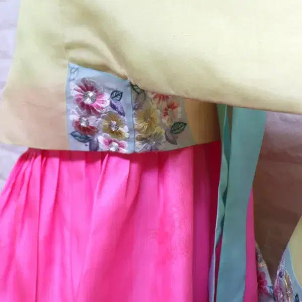 [BUNJANG] K217 Embroidered Hanbok for Women / k217 여성한복(본견 자수)/ 여55-66/키158-162/사놀까