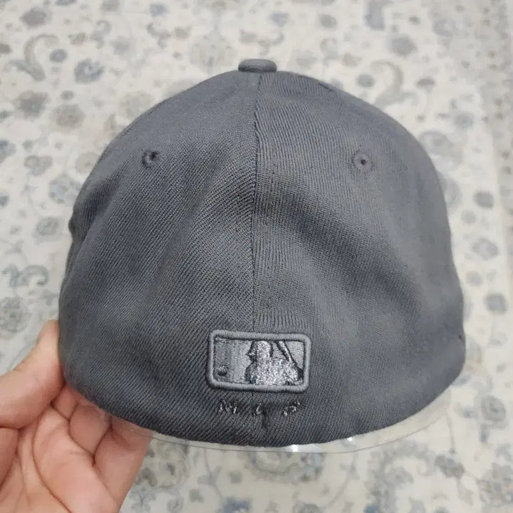 [SOLD OUT] MLB 시카고 화이트삭스 그레이 볼캡 S-M