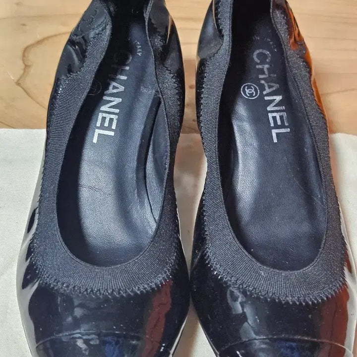 [SOLD OUT] 샤넬 정품 블랙 페이턴트 발레리나 플랫