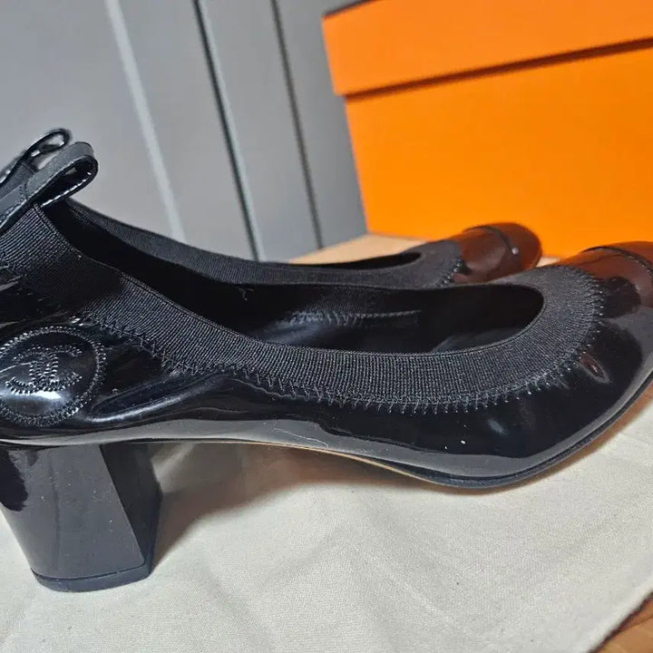 [SOLD OUT] 샤넬 정품 블랙 페이턴트 발레리나 플랫