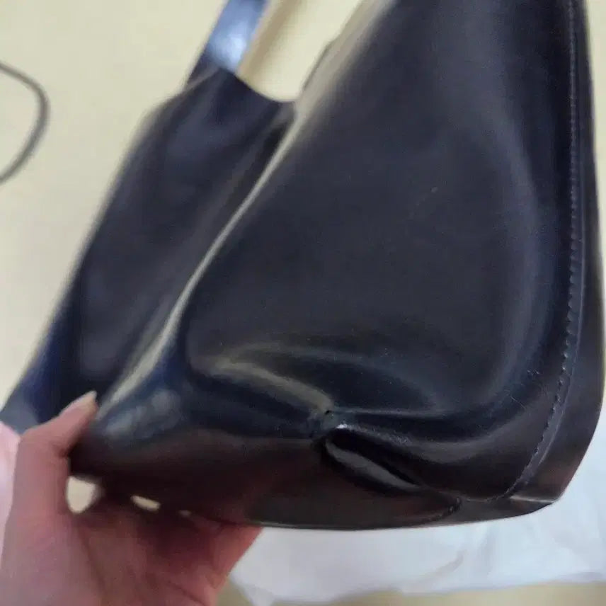 [BUNJANG] Leahbon Gatti Bag Black Handbag / 르아보네 가띠백GATTI BAG BLACK
