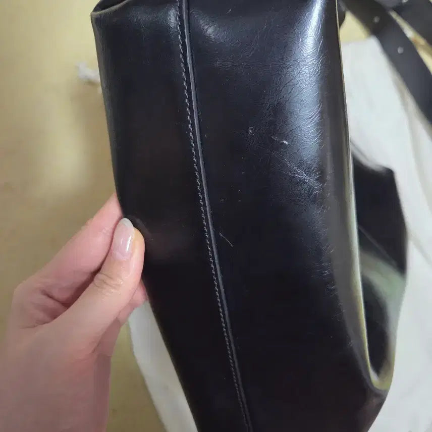 [BUNJANG] Leahbon Gatti Bag Black Handbag / 르아보네 가띠백GATTI BAG BLACK