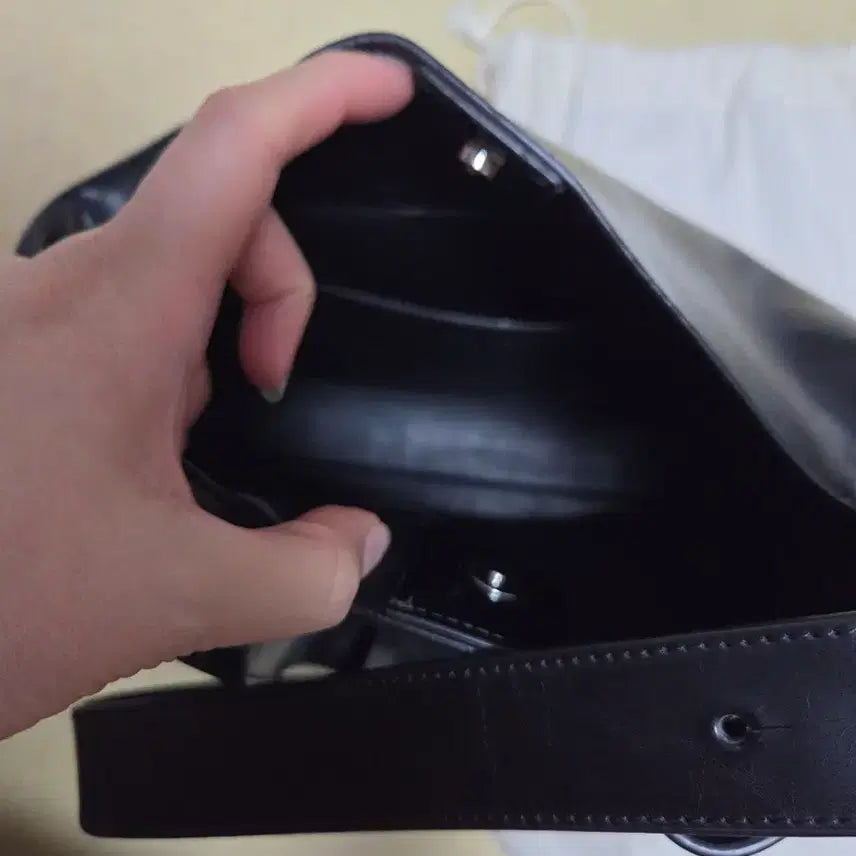 [BUNJANG] Leahbon Gatti Bag Black Handbag / 르아보네 가띠백GATTI BAG BLACK