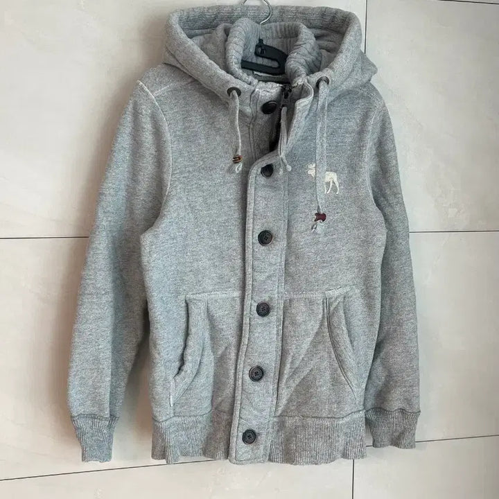 [BUNJANG] Abercrombie White Reindeer Button Hooded Zip-up - Gray [S] / 아베크롬비 화이트 순록 버튼 후드집업 그레이 [S]