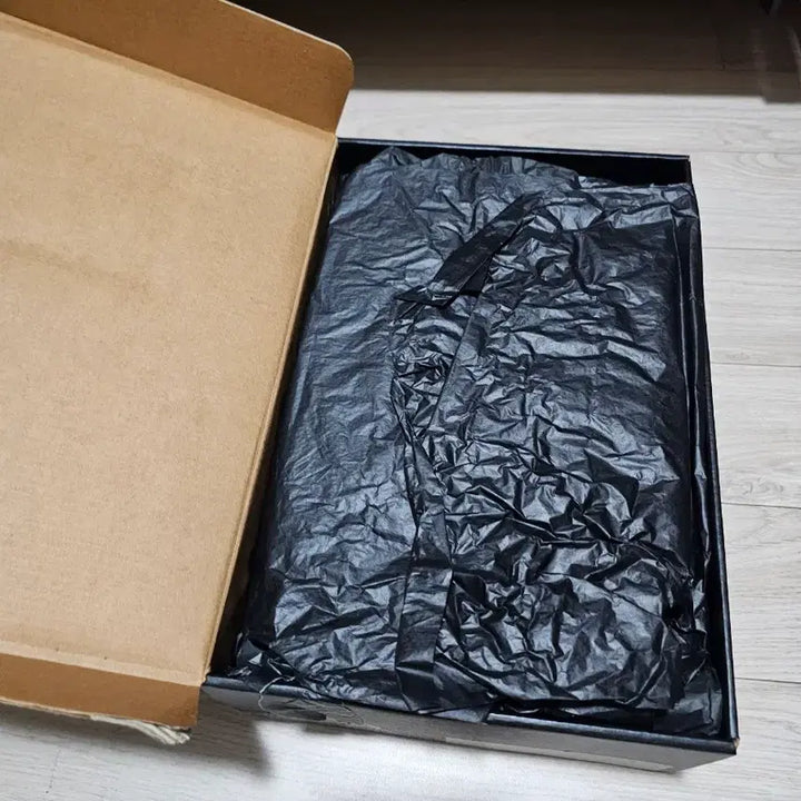 [BUNJANG] Saint Laurent Sequin Glitter Sneakers / 생로랑 스팽글 글리터 스니커즈