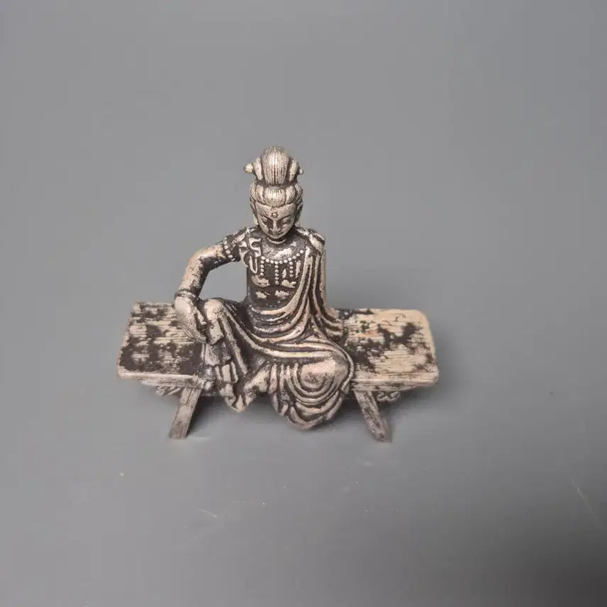 [BUNJANG] Antique Korean Bronze Guanyin Bodhisattva Seated Statue / 청대 백동 동제 발원 관음보살 좌상 골동품 고미술품 수집품 불교 불상