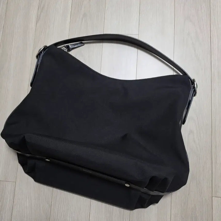 [BUNJANG] Tout Y Est Carnet Noir Original Bag / 투티에 카노트왈 오리지널 블랙