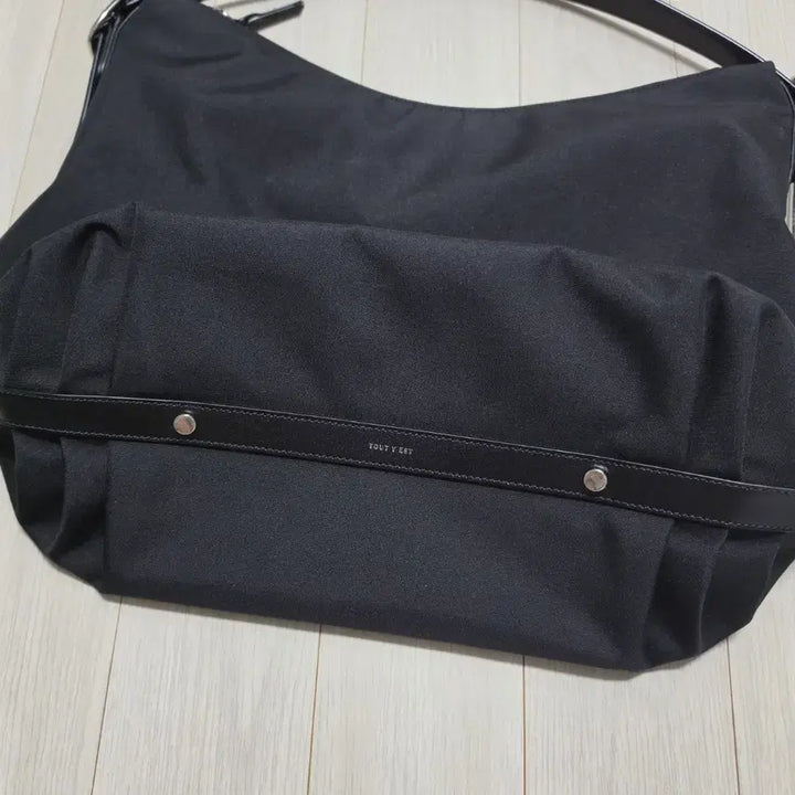[BUNJANG] Tout Y Est Carnet Noir Original Bag / 투티에 카노트왈 오리지널 블랙