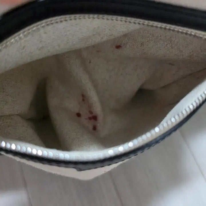 [BUNJANG] Tout Y Est Carnet Noir Original Bag / 투티에 카노트왈 오리지널 블랙