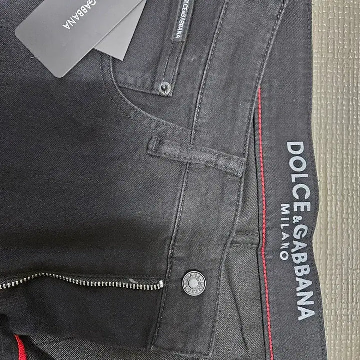 [BUNJANG] Dolce &amp; Gabbana Black Denim Jeans / 돌체앤가바나 블랙 데님 청바지